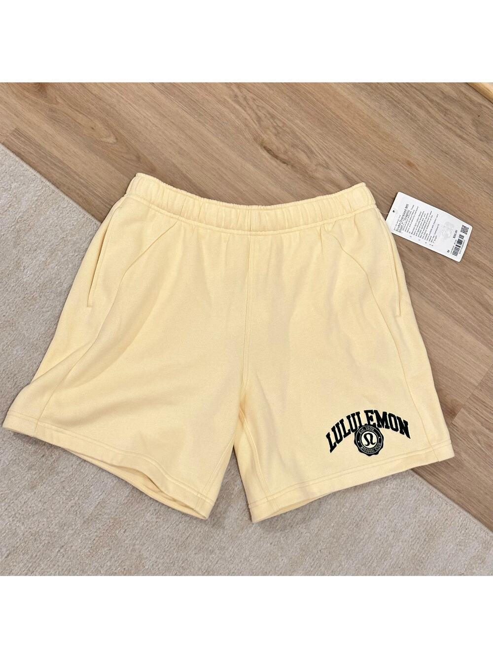 NWT Lululemon Scuba Oversized Mid-Rise Shorts 7" Graphic in Butter Cream Size M